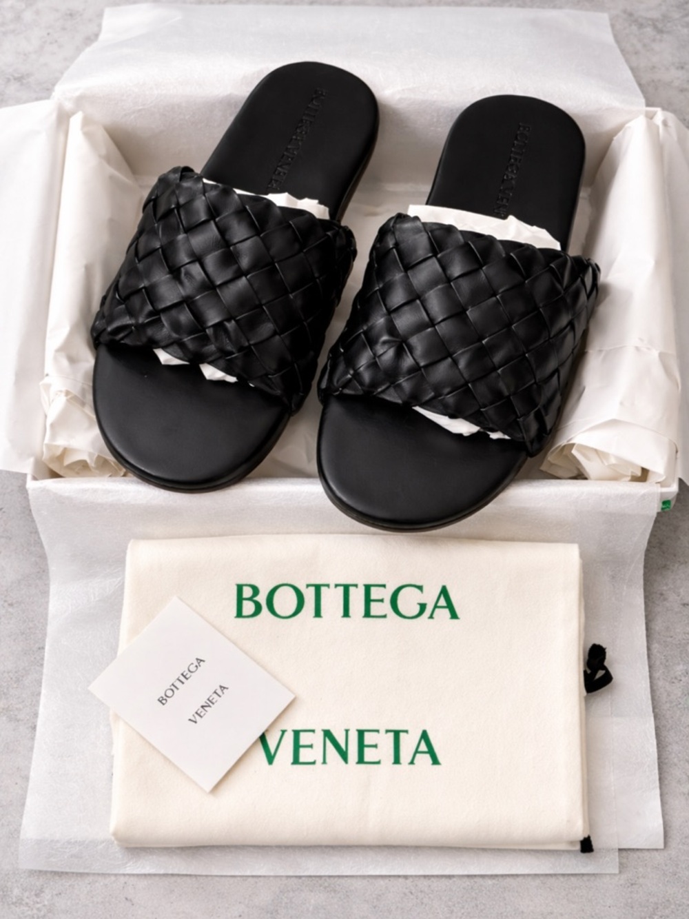 Bottega Veneta Leather Sandal Intrecciato Nappa Champagne Weave Black US8 EU41